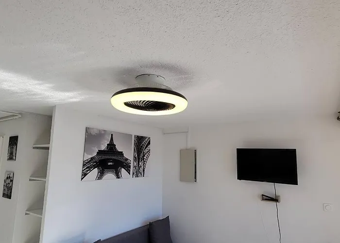 Nauticap, Joli T2 Renove, Piscine, Parking, 200m 아파트